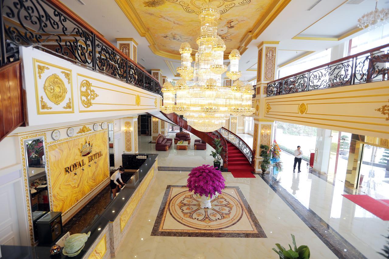 Lao Cai Royal Hotel Exterior photo