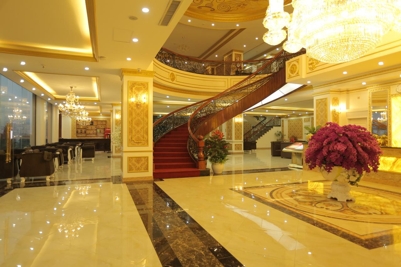 Lao Cai Royal Hotel Exterior photo